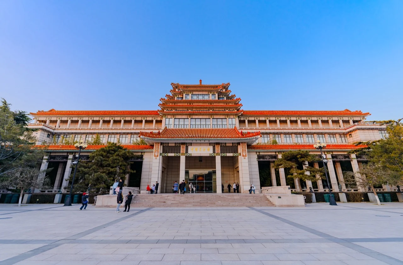 中国美术馆建筑实拍:主楼立面、檐口与入口(2025年)
